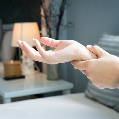 wrist-pain-relief-Achieve-Therapy-and-Fitness-Grand-Forks-ND-East-Grand-Forks-Park-Rapids-MN